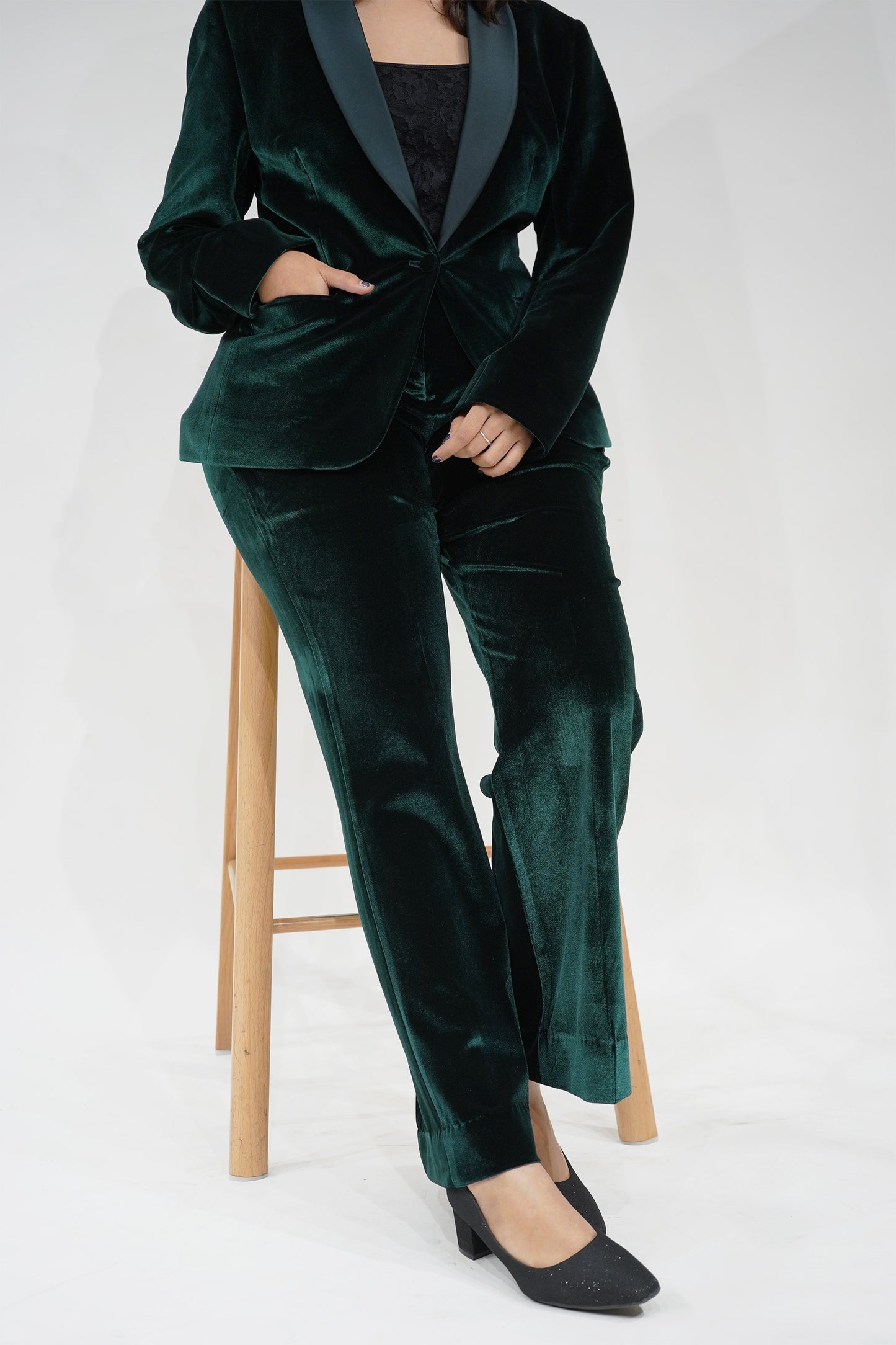 Dark Emerald Green 2 piece velvet Blazer Set.