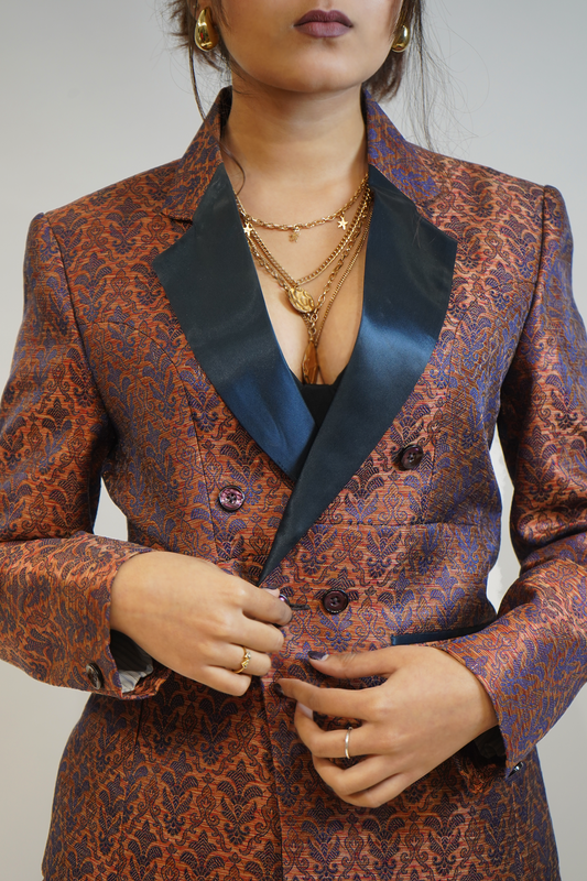 Rustic brown Jacquard  2 piece double  breasted with contrast lapel  blazer trouser set.