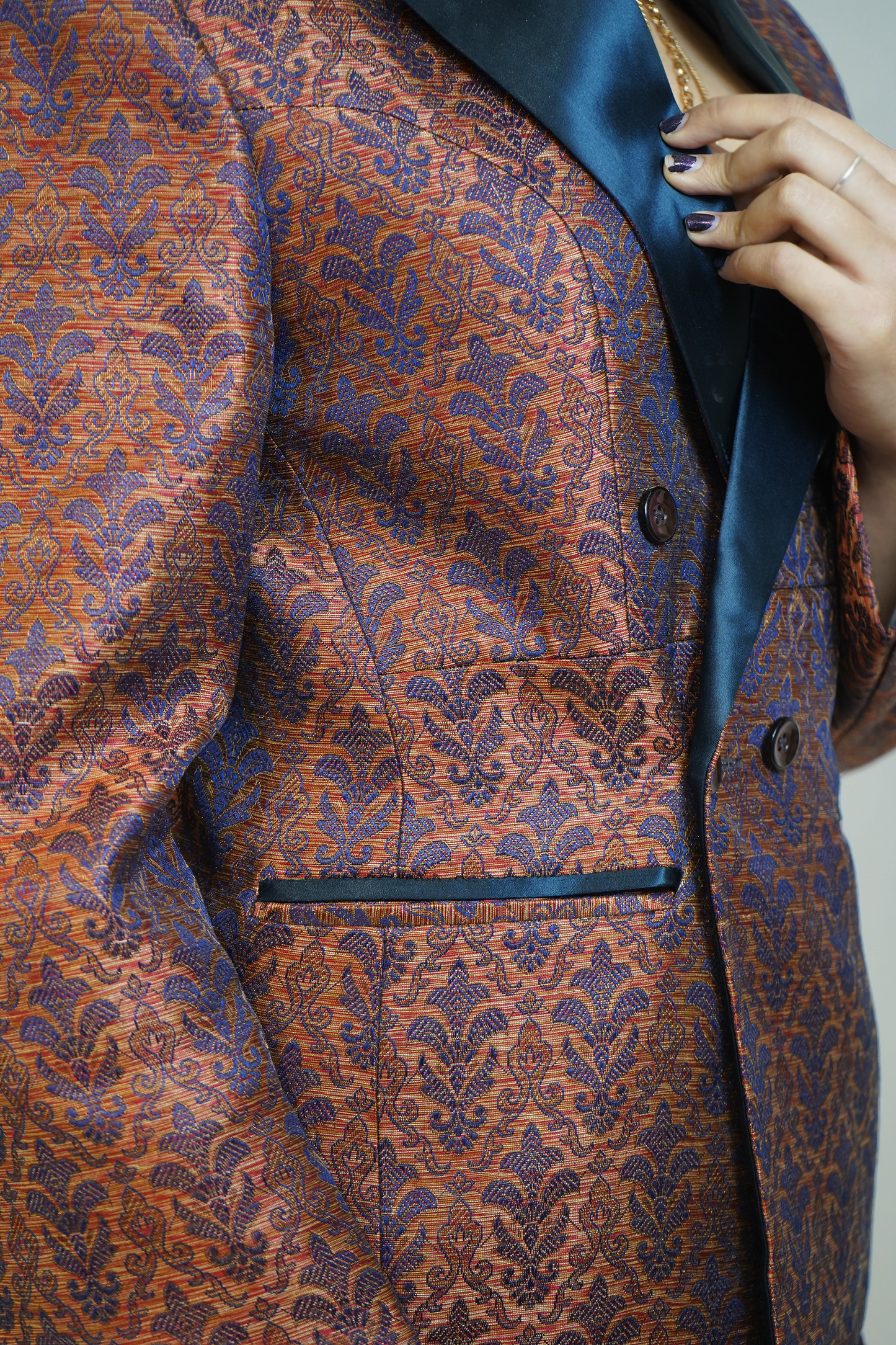 Rustic brown Jacquard  2 piece double  breasted with contrast lapel  blazer trouser set.