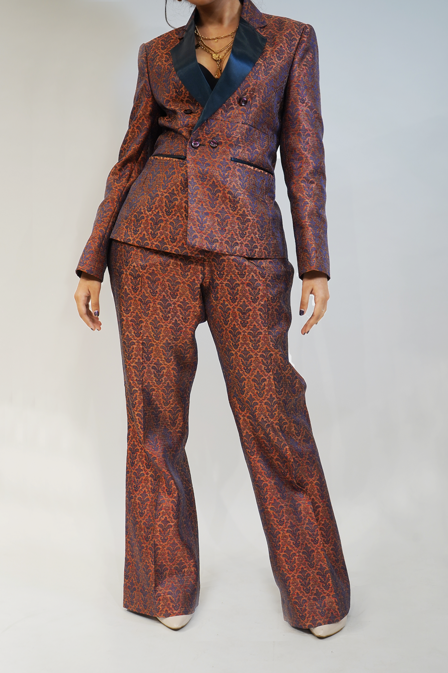 Rustic brown Jacquard  2 piece double  breasted with contrast lapel  blazer trouser set.